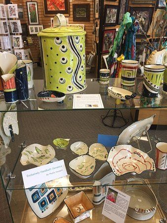 Island Artists Gallery